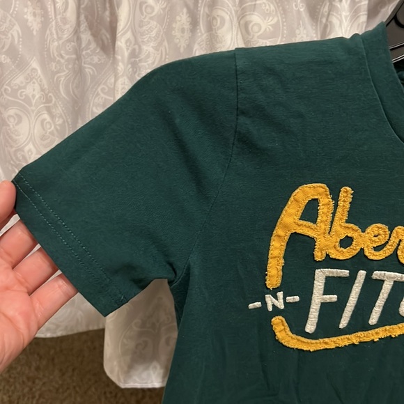 Abercrombie boys T shirt - Picture 3 of 7
